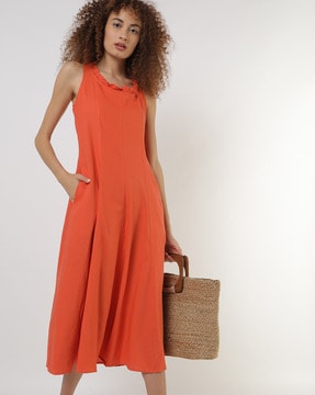 orange sleeveless dress