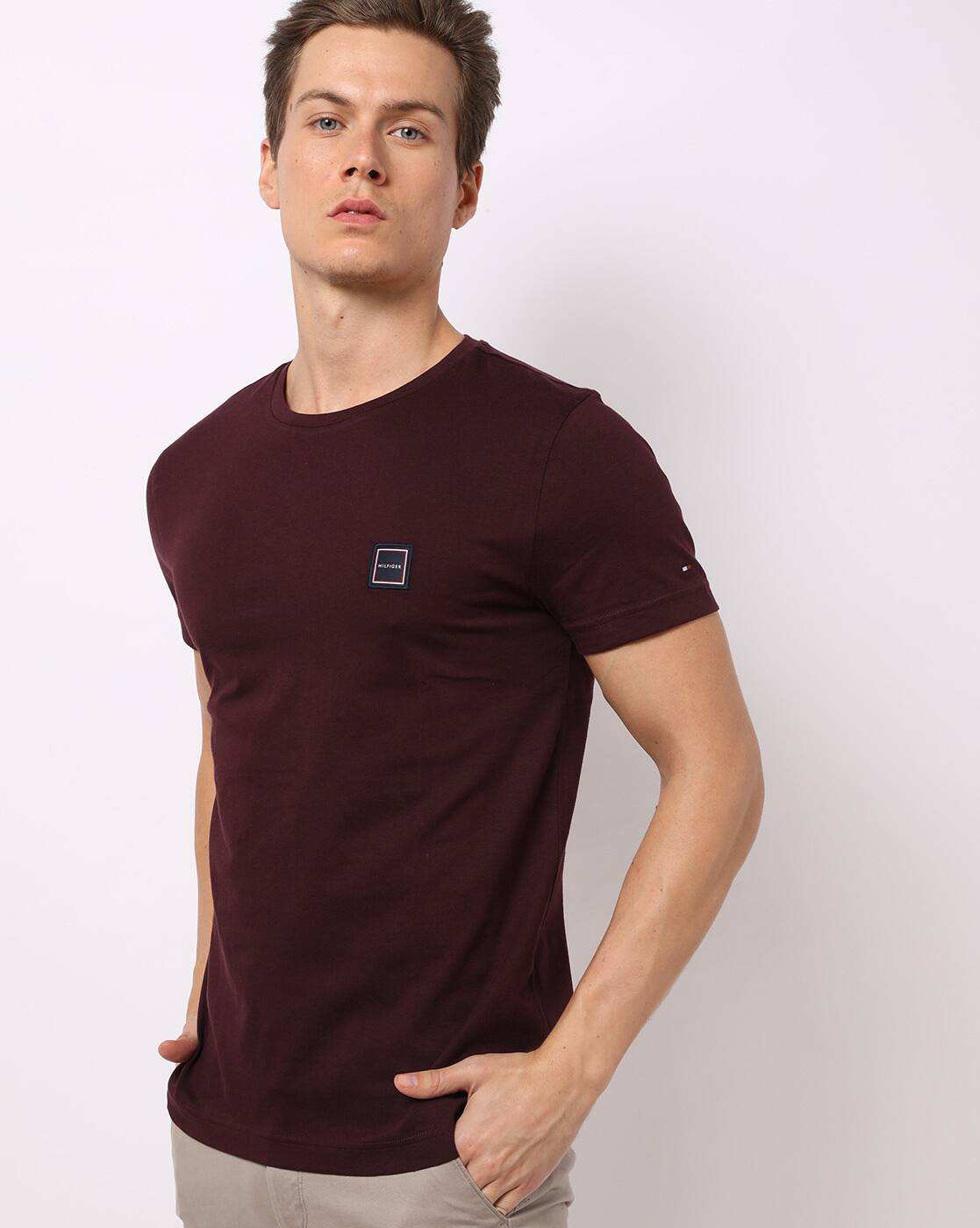 burgundy tommy hilfiger t shirt