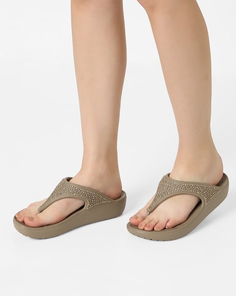 ajio women crocs