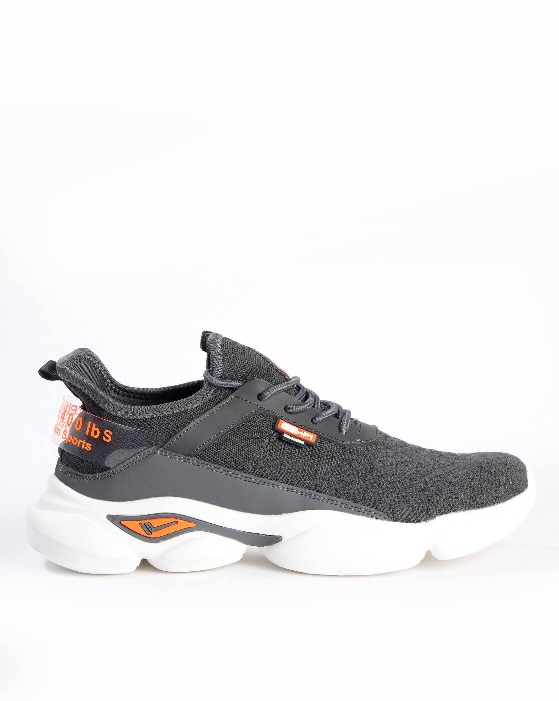 calcetto sports shoes