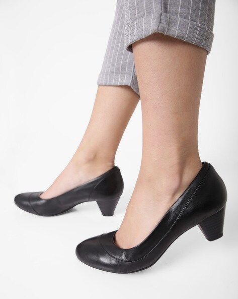 clarks heels online