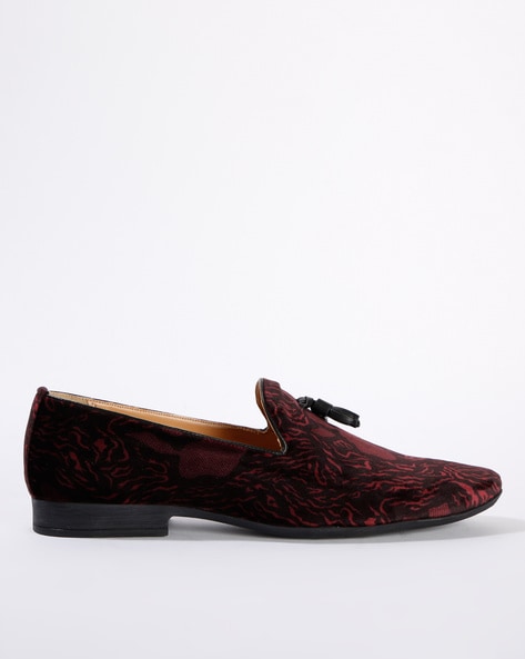 printed loafer shoes