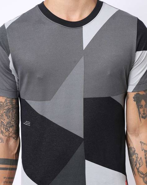 Nike store geometric shirt