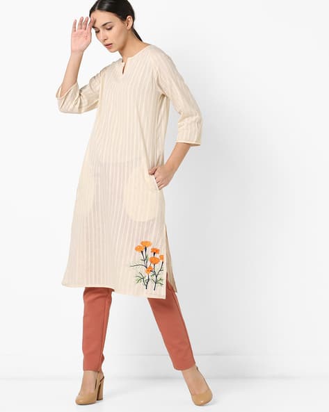 Straight Self-Striped Kurta With Embroidery By AJIO ( Offwhite )