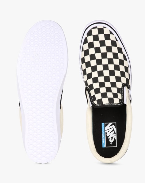 Vans classic slip outlet on lite