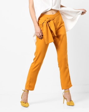 Tailored trousers  Light yellow  Ladies  HM IN
