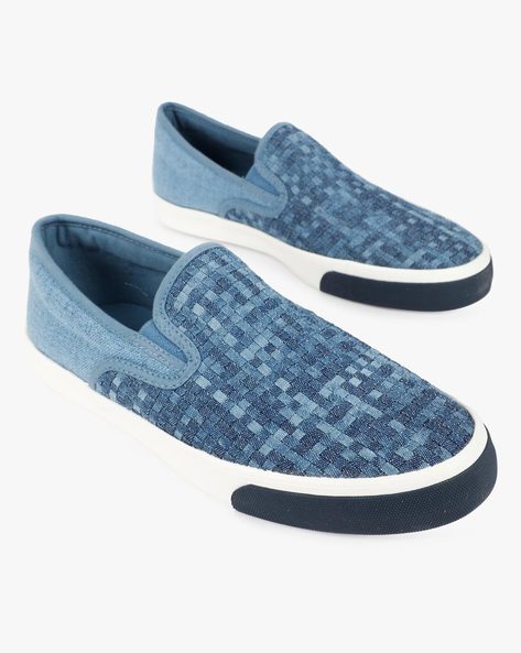 benetton slip on shoes