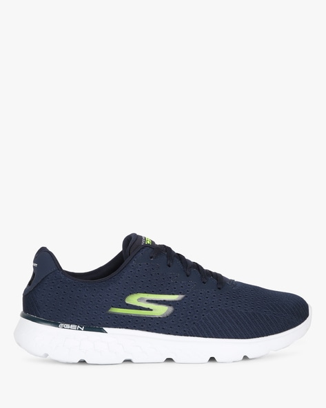 goga run shoes price