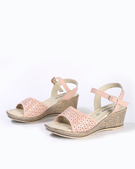 hi attitude wedges