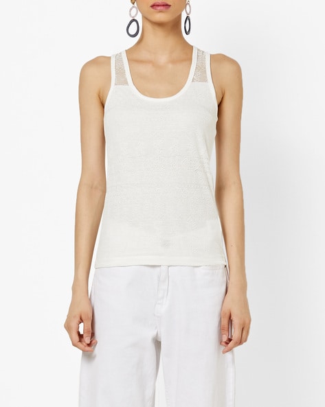 Ribbed Round-Neck Fitted Cami Top