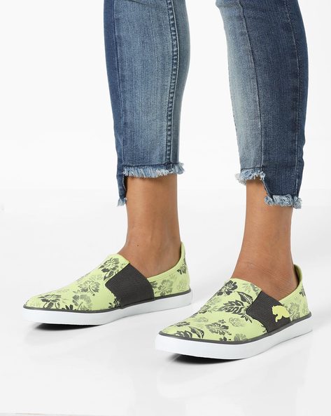 Puma slip store ons green women