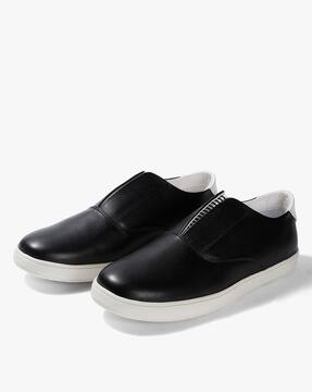 ajio black shoes