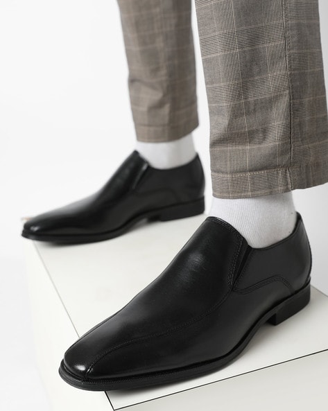 clarks suit shoes