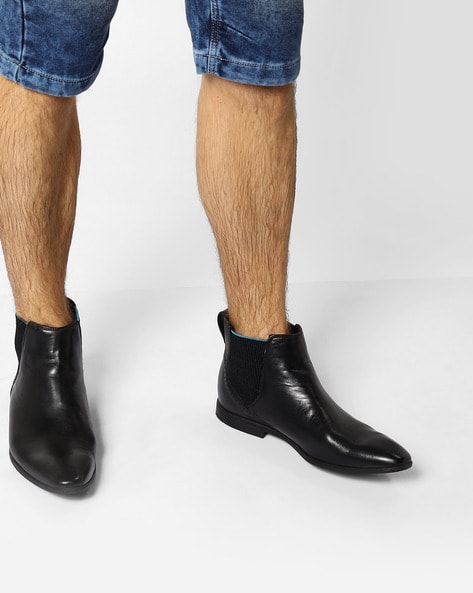 Buy Black Boots for Men by CLARKS 