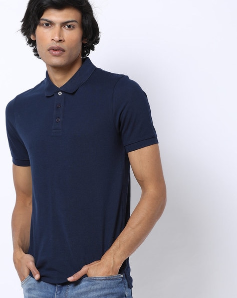 Navy blue t shirt with outlet collar