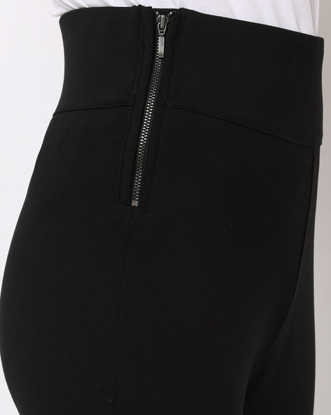 Buy Women High-Rise Black Treggings with Detachable Waist Belt Online at  Best Prices in India - JioMart.