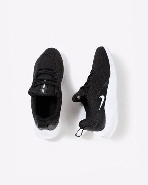 Nike viale black and cheap white