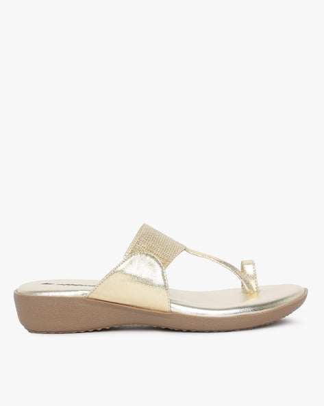 HI-ATTITUDE JMD Textured Toe-Ring Sandals