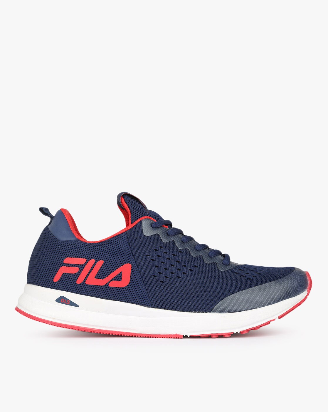 fila red running shoes