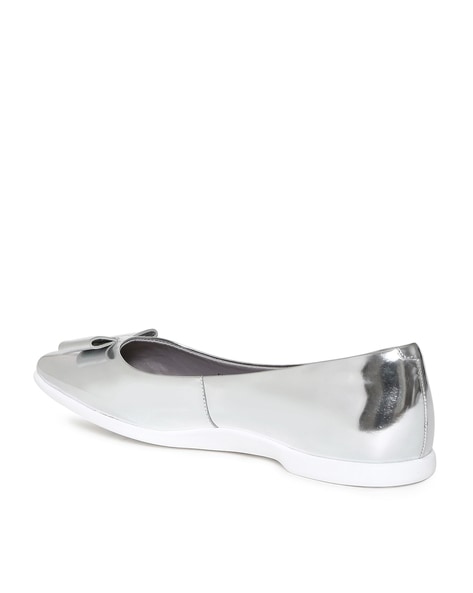 Cole haan store silver flats