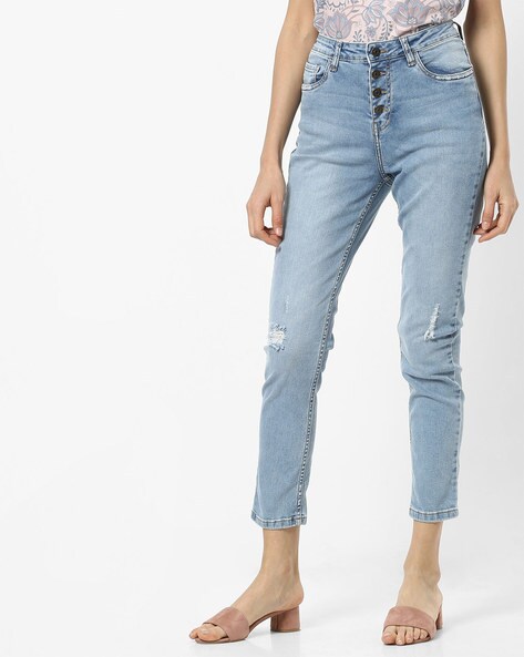 ajio straight jeans