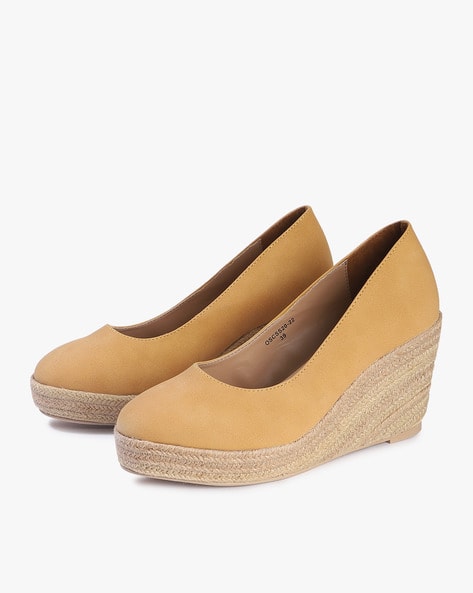 Outryt Women Basket Weave Brown Wedges