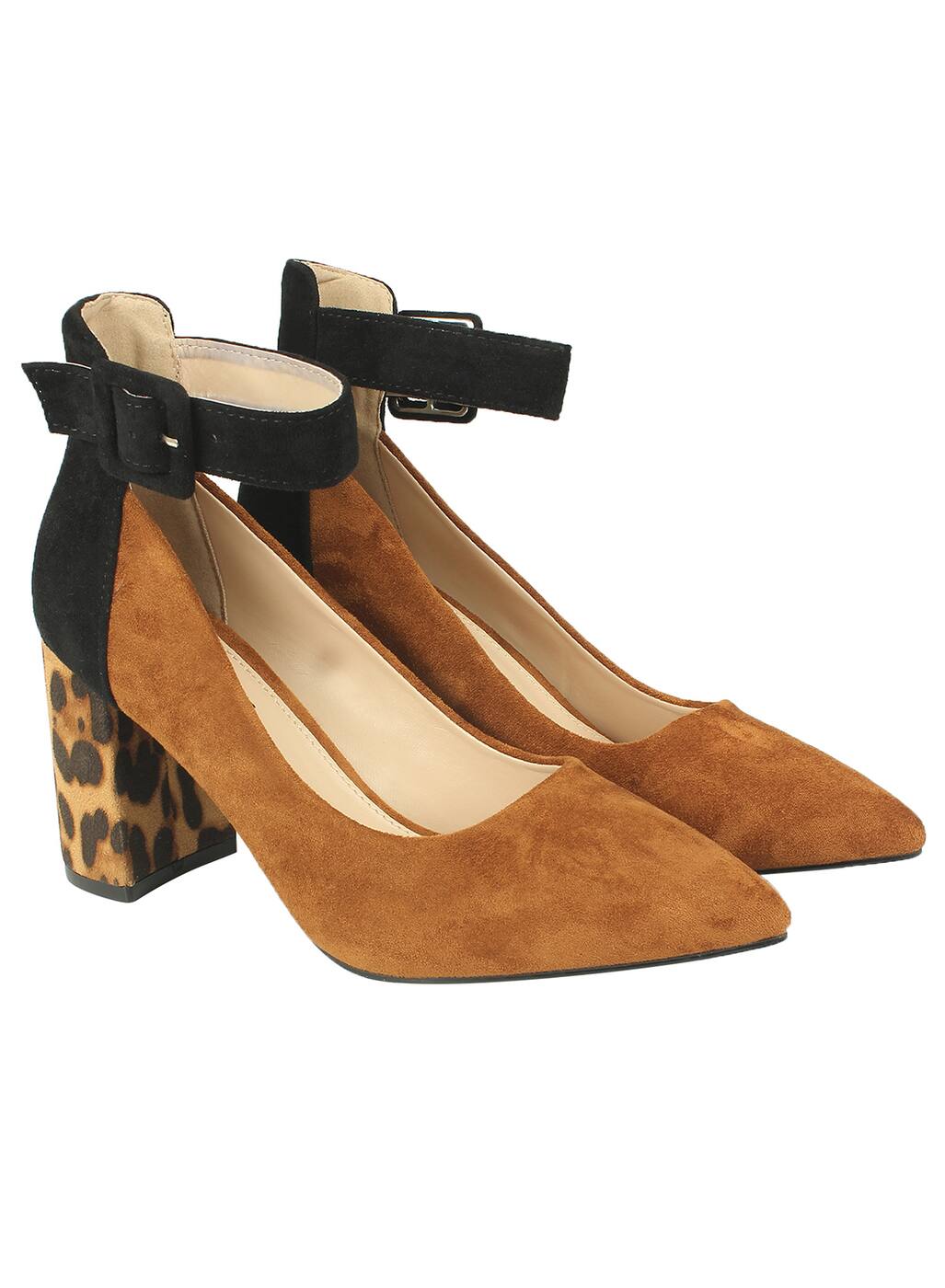 shoes with flat heels