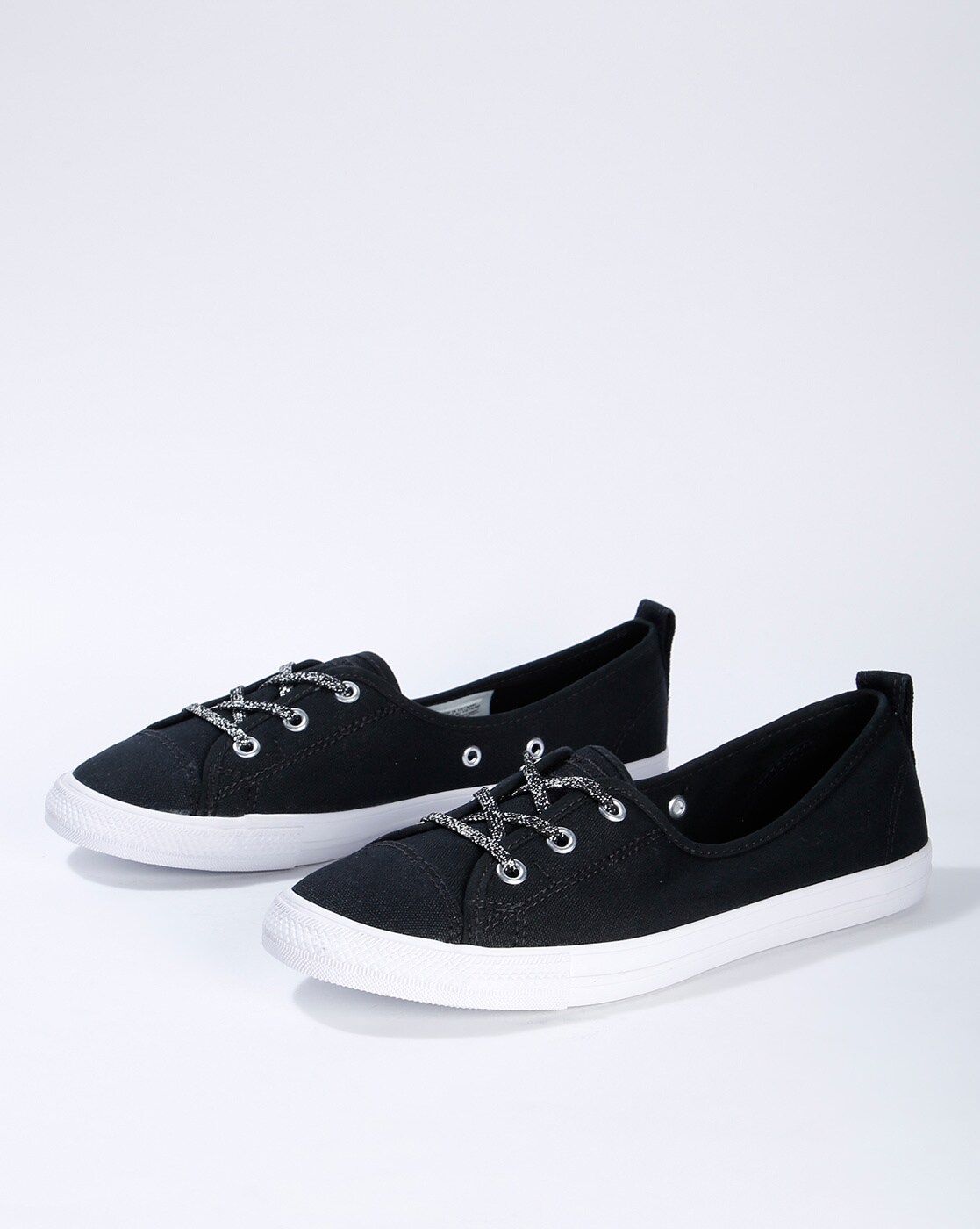 black casual trainers womens