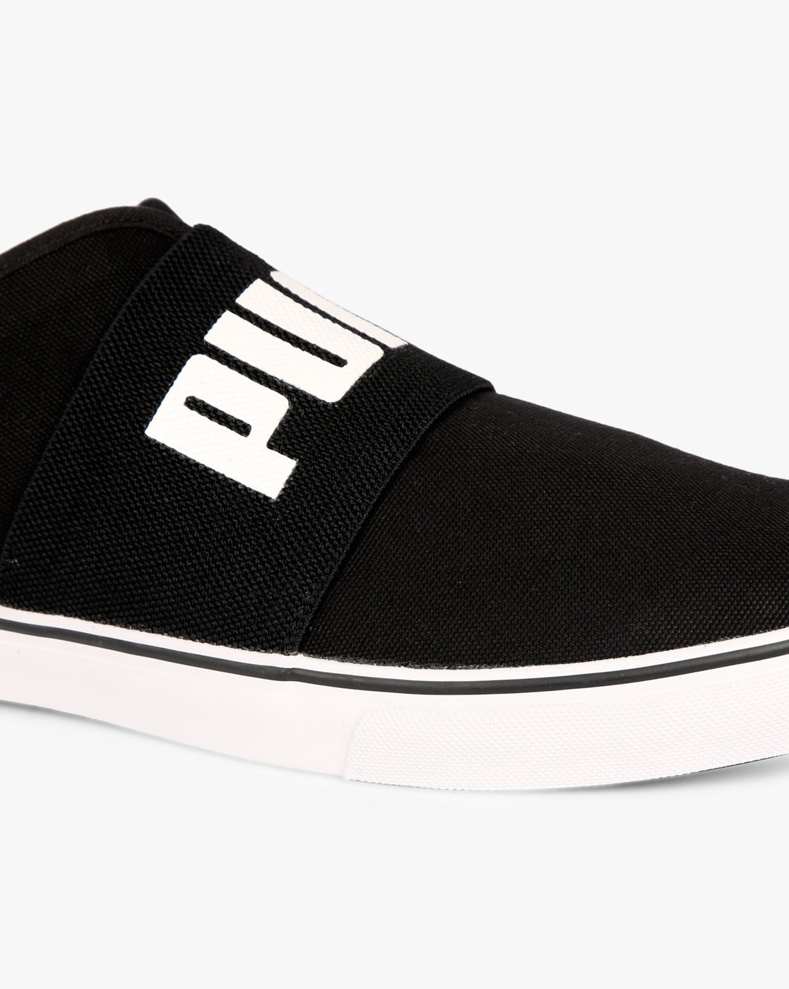 Puma milano slip deals on sneakers black