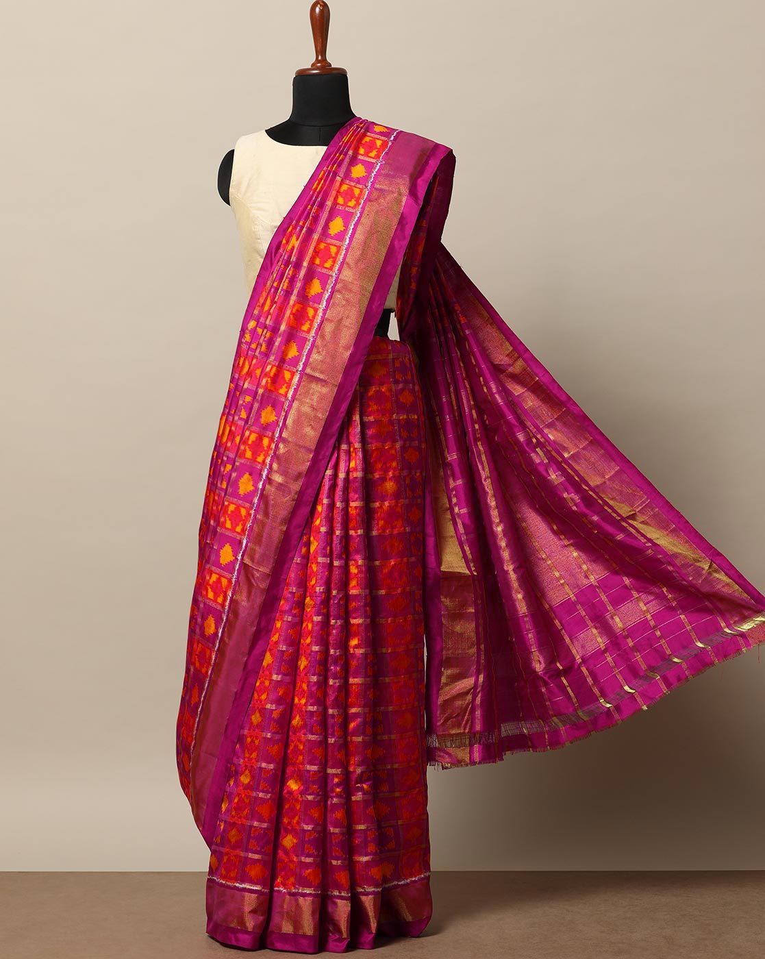 Buy Pink Sarees for Women by Saree mall Online | Ajio.com