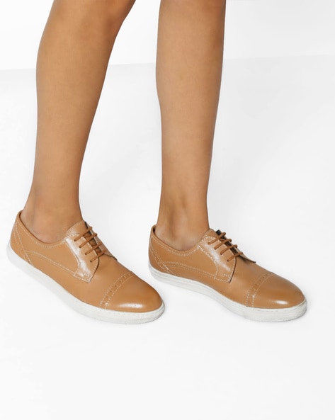 tan brown casual shoes