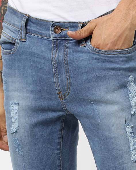 AJIO Mid-Washed Carrot Fit Jeans | Sign up and get 500 + Extra 30% Off on Your first Purchase + Free Shipping