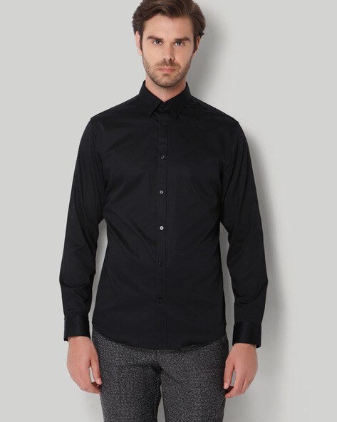 full black shirt