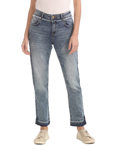 boyfriend jeans ajio