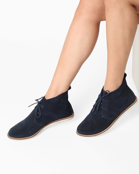 Navy best sale desert boots