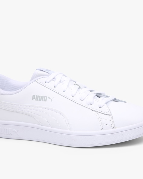 Puma smash best sale v2 white sneakers