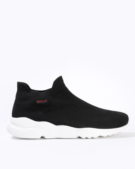 red tape athleisure black running shoes