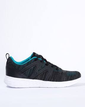 ajio sports shoes