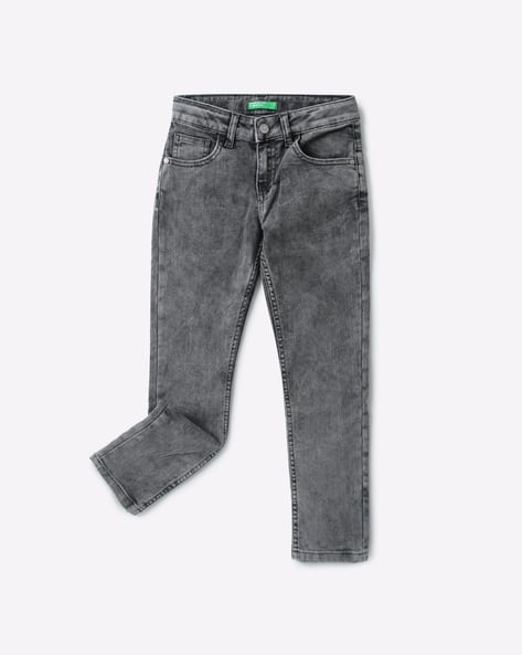 stonewash color jeans
