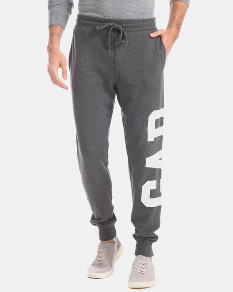 gap fleece joggers