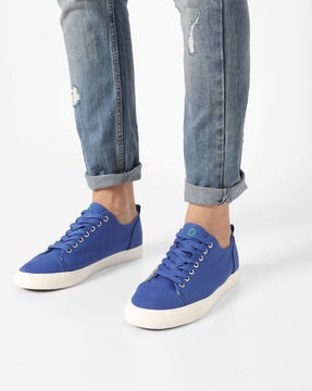 Blue Sneakers for Men by UNITED COLORS 