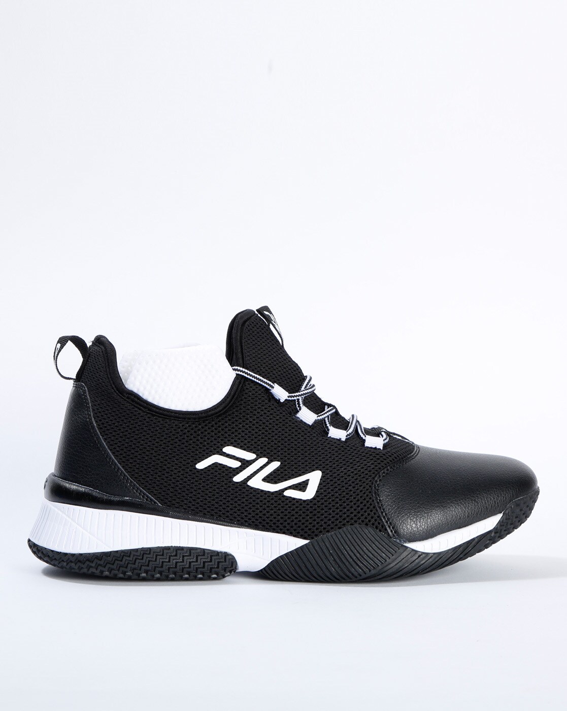 fila black sports shoes