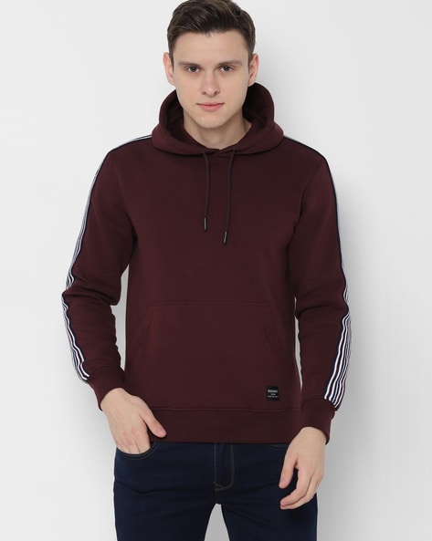 maroon hooded sweatshirt