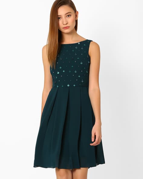 greek goddess clothing styles