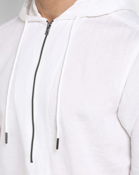 Mufti white best sale hooded shirt