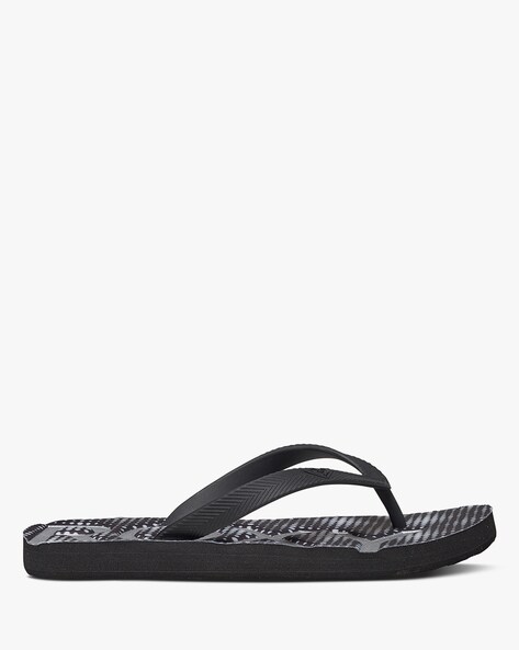 roxy black flip flops