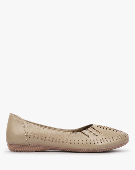 Catwalk Textured Slip-On Ballerinas