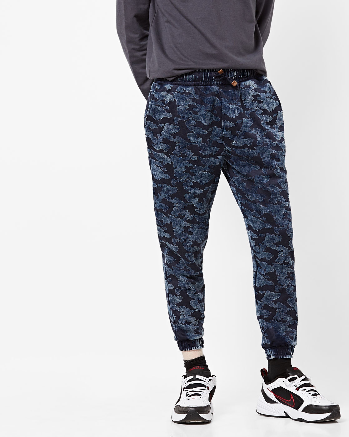 dark blue jogging pants