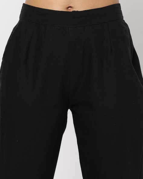 St. John Basics Santana Knit Black Pleated Pull On Pants Pockets