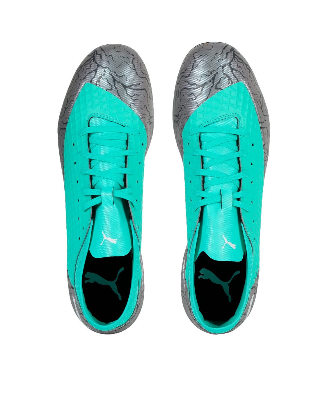 sea green nike shoes